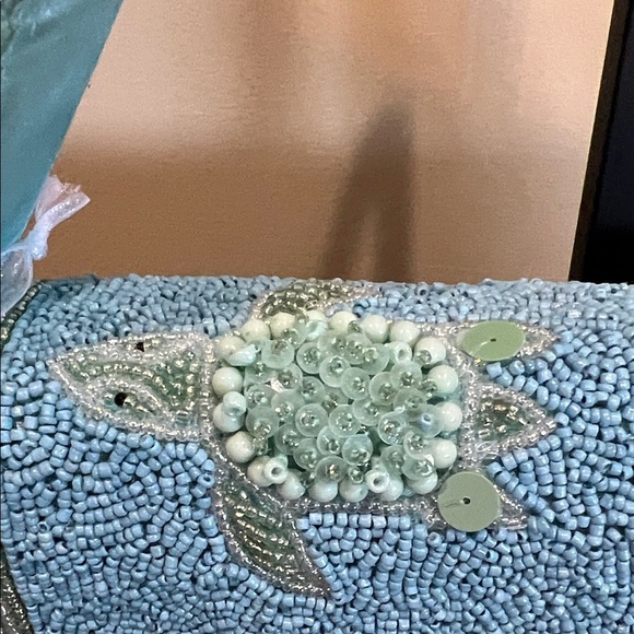Handcrafted In India | Beaded Purse w/ Dust Bag, Charm Connector & Turtle Charm - Picture 6 of 17